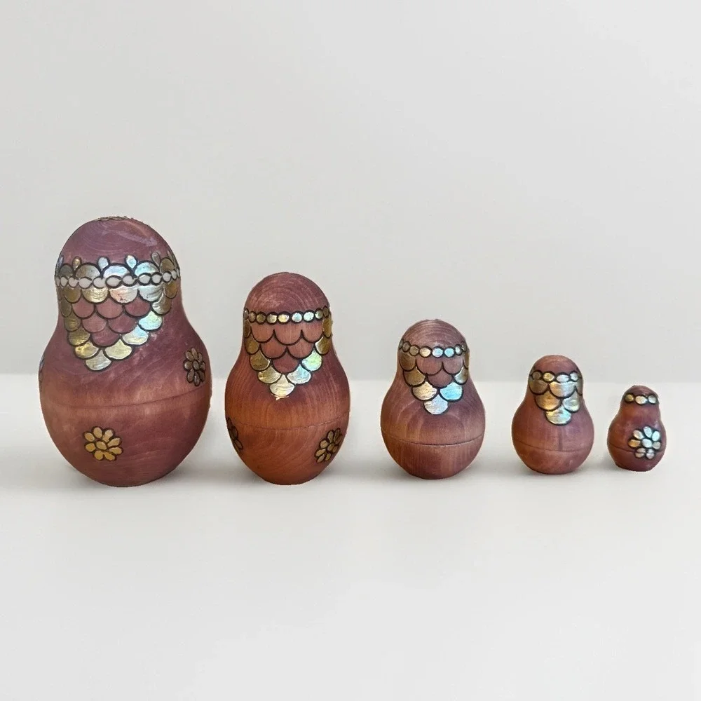 Vintage Russian Matryoshka Nesting Dolls 5pc Hand Painted Wood Burned Set Gold